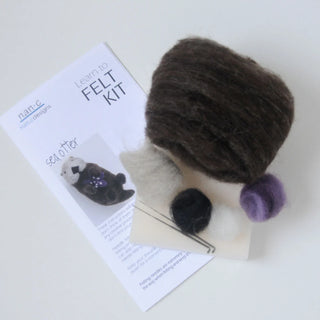 Sea Otter - Needle Felting Kit